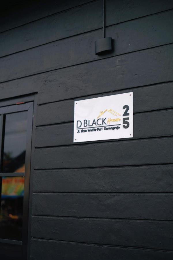 D Black Houze Banyuwangi *
